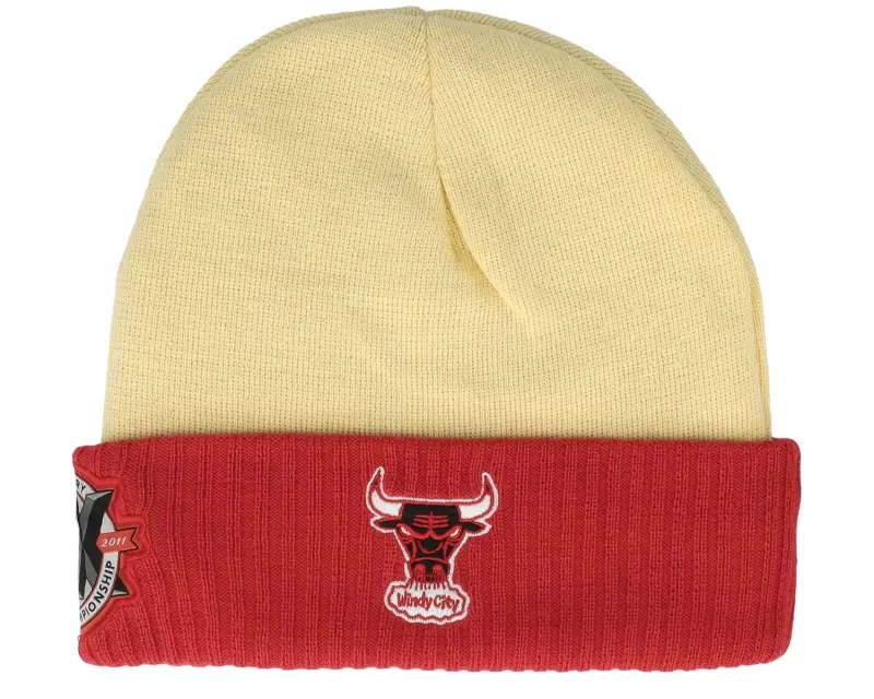 Mitchell & Ness Chicago Bulls Side Patch Knit Off White/Red Cuff online