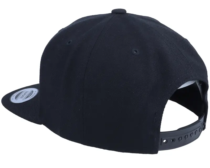 Iconic Black Paper Fox Patch Black Snapback online