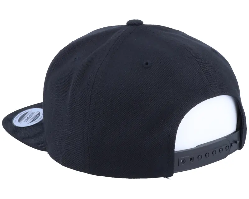 Iconic R Letter 3D Black Snapback online