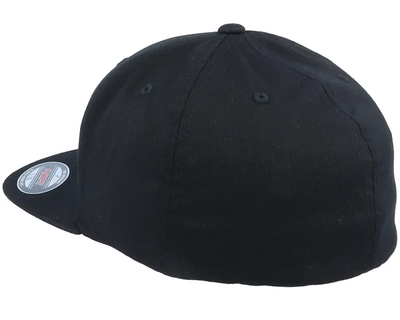 Iconic Skull Crown Flat Brim Black Fitted online