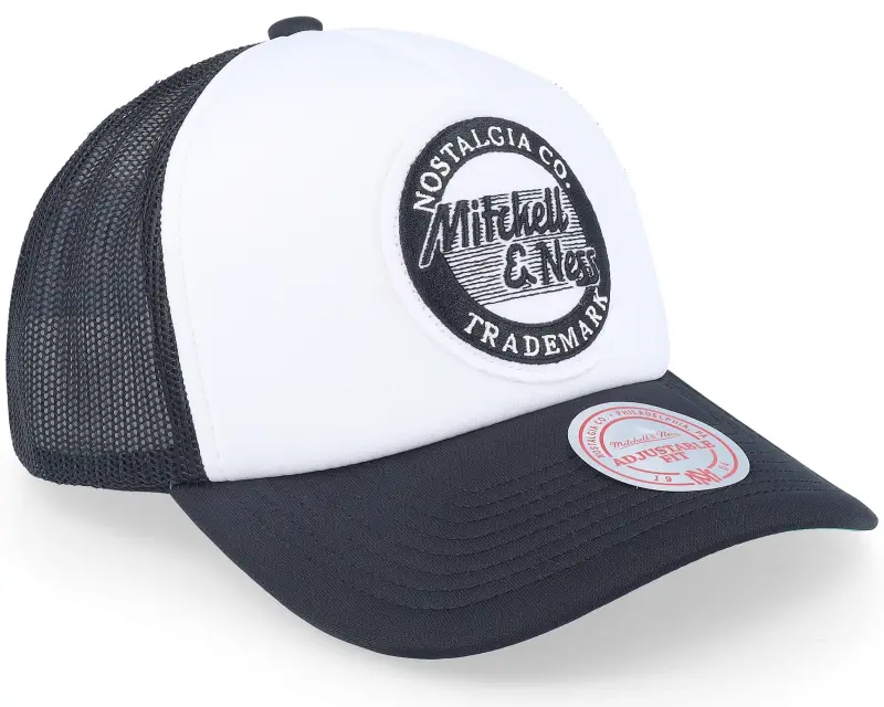 Mitchell & Ness Home Run Black/White Trucker online