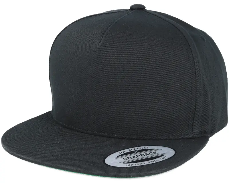 Yupoong Classic 5 Panel Black Snapback online