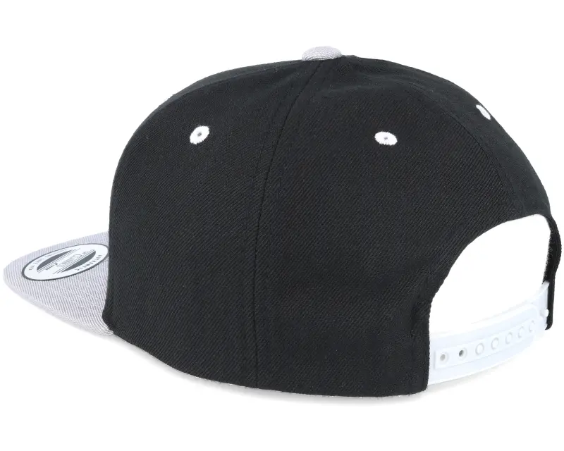 Yupoong Kids Youth Black/Silver Snapback online