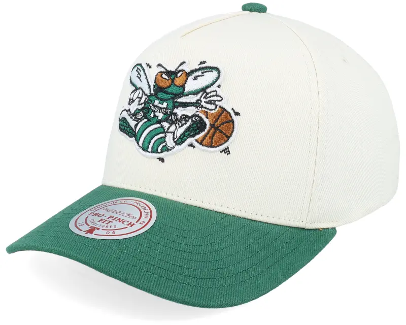 Mitchell & Ness Hatstore Exclusive x Charlotte Hornets Pro Crown Cream/Green A-frame Adjustable online