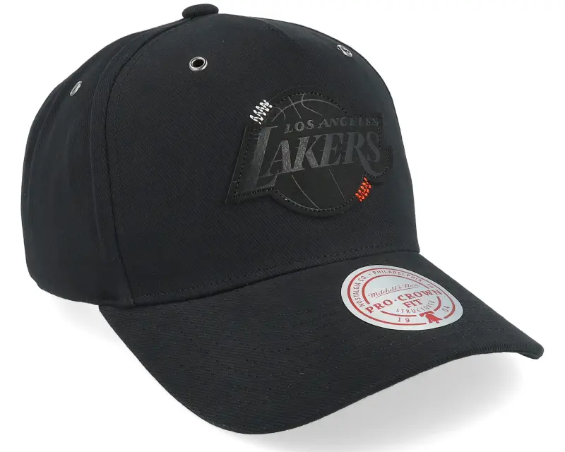 Mitchell & Ness Hatstore Exclusive x Los Angeles Lakers Engraved Black Adjustable online
