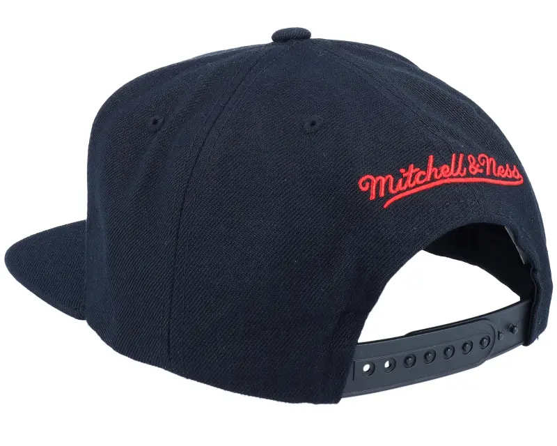 Mitchell & Ness Chicago Bulls 92 Back To Back Champs Hwc 1991 Black Snapback online