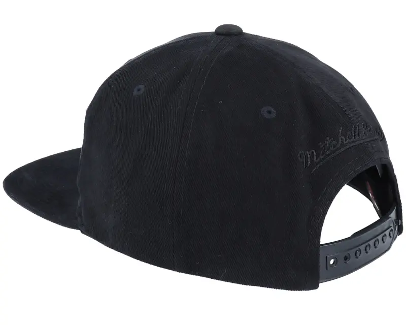 Mitchell & Ness Chicago Bulls Champs Deadstock Black Snapback online