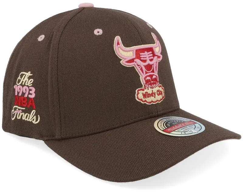Mitchell & Ness Chicago Bulls Classic Red Brown Sugar Bacon Brown Adjustable online