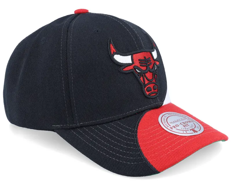 Mitchell & Ness Chicago Bulls Curved Pro Black/White/Red Adjustable online