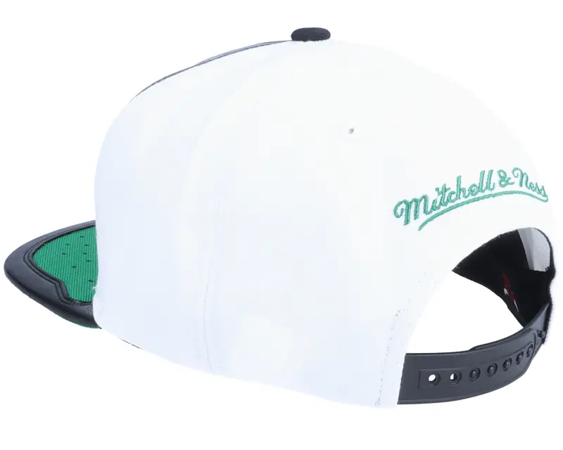 Mitchell & Ness Chicago Bulls Day One White/Green Snapback online