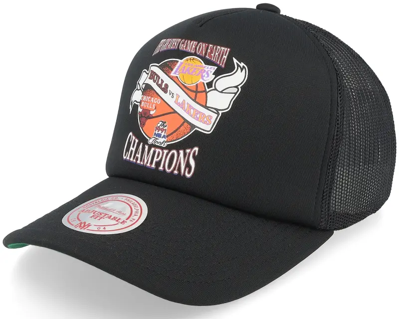 Mitchell & Ness Chicago Bulls Finals Bulls Vs. Lakers Victory Road Black Trucker online