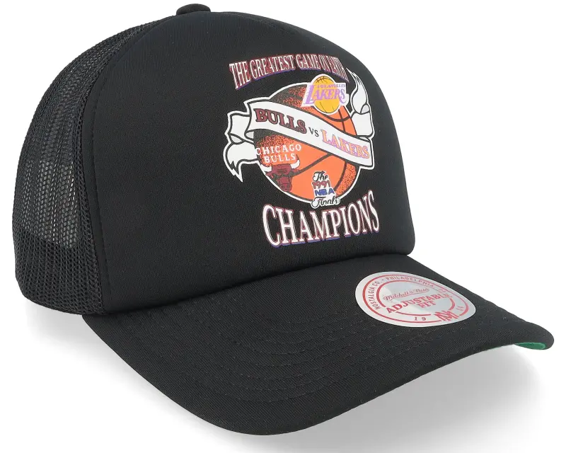 Mitchell & Ness Chicago Bulls Finals Bulls Vs. Lakers Victory Road Black Trucker online