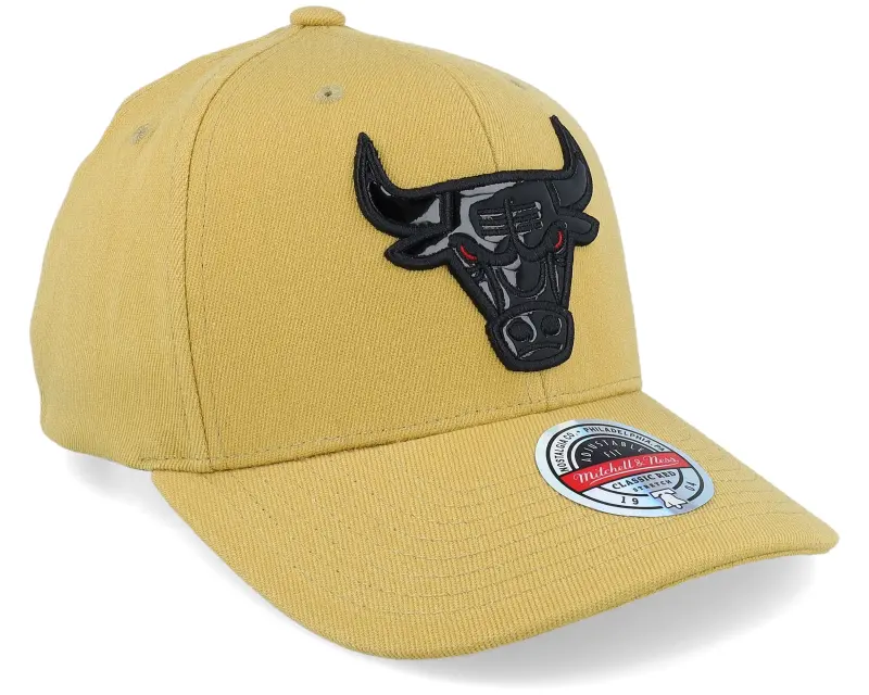 Mitchell & Ness Chicago Bulls Hatstore Exclusive x Champion Logo Beige Adjustable online