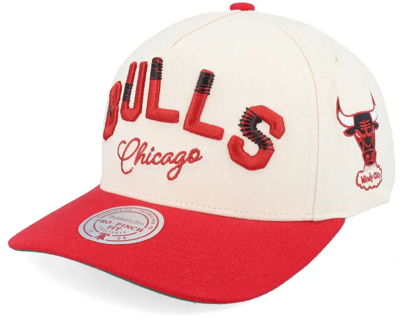 Mitchell & Ness Chicago Bulls Staggered Zag Pro Off White/Red A-Frame Adjustable online