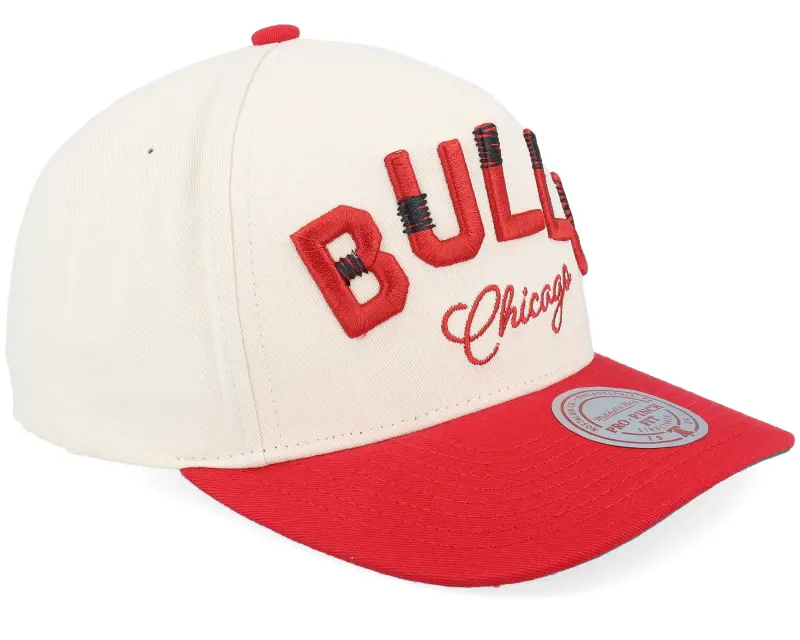 Mitchell & Ness Chicago Bulls Staggered Zag Pro Off White/Red A-Frame Adjustable online