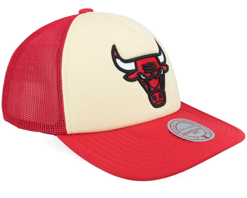 Mitchell & Ness Chicago Bulls Vintage Block Cream/Red Trucker online