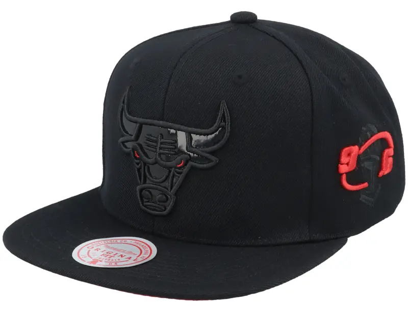 Mitchell & Ness Hatstore Exclusive x Chicago Bulls 96 Champions Black Snapback online