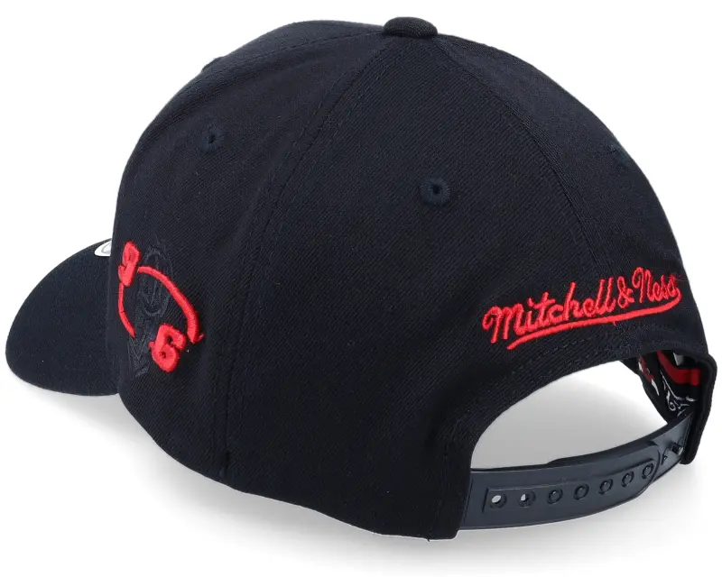 Mitchell & Ness Hatstore Exclusive x Chicago Bulls Champions 96 online