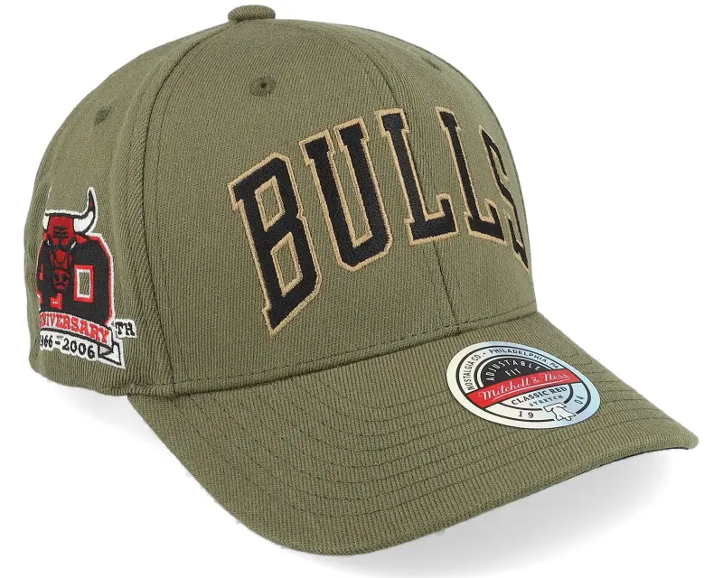 Mitchell & Ness Hatstore Exclusive x Chicago Bulls Script Flight Olive Adjustable online
