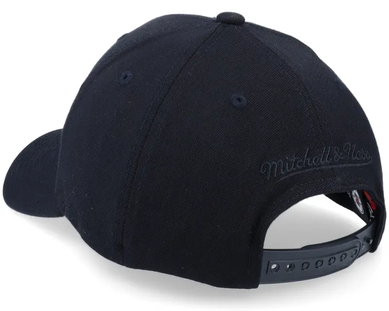 Mitchell & Ness Los Angeles Clippers Black Out Arch Black Adjustable online