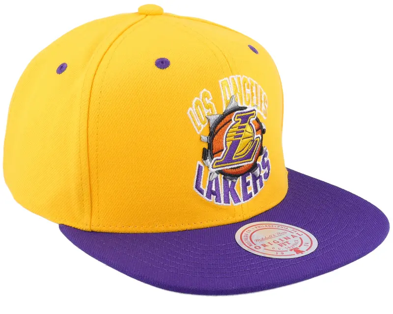 Mitchell & Ness Los Angeles Lakers Breakthrough Yellow Snapback online