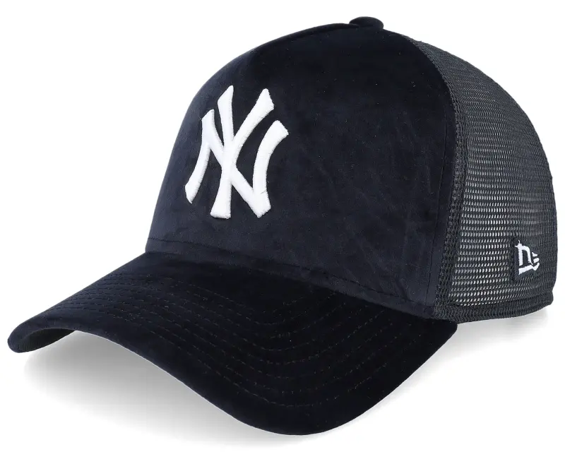 New Era Hatstore Exclusive x New York Yankees Velvet Patch 9FORTY Black A-frame Trucker online