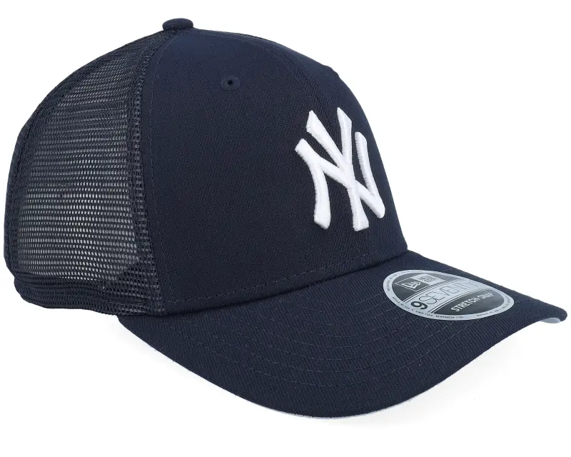 New Era New York Yankees 9SEVENTY Black Trucker online
