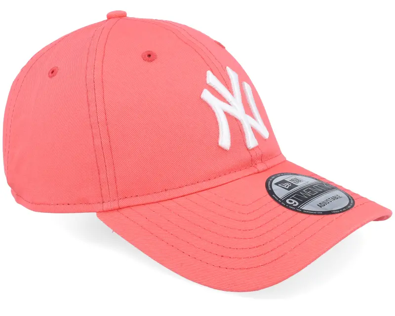 New Era New York Yankees League Essential 9TWENTY Pink/White Dad Cap online