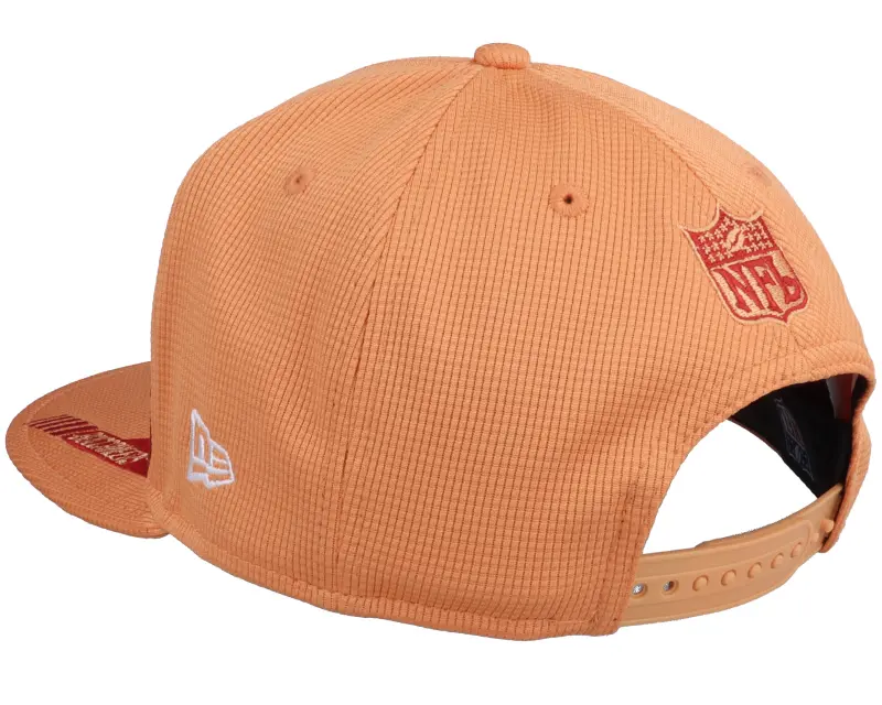 New Era Tampa Bay Buccaneers NFL21 Side Line 9FIFTY Orange Snapback online